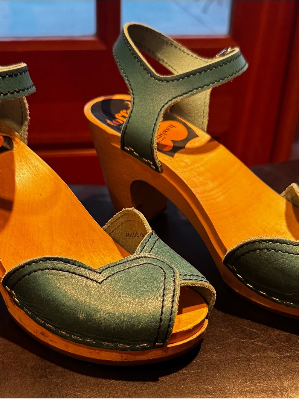 Swedish Hasbeens Teal Heart Toe Wooden Platform Clog Heeled Sandals EU 36 US 6